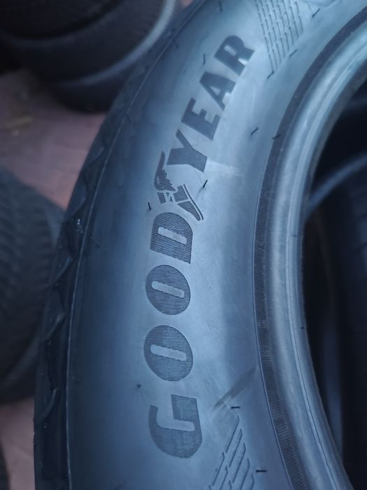 2 anvelope de vara Goodyear 255-55-18 dot 2025!