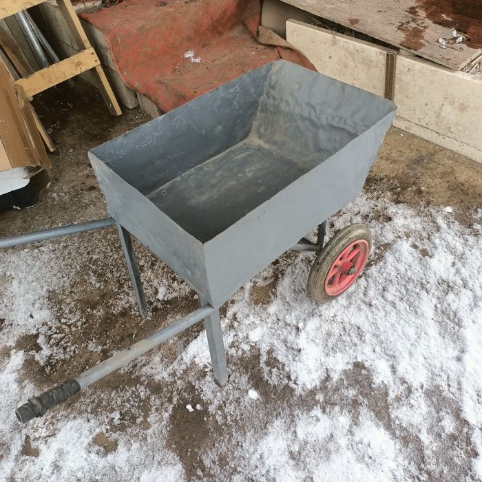 Прадам тапшан қора