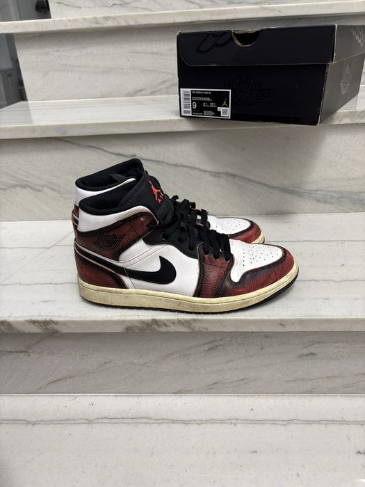 Jordan 1 Mid Wear-Away Chicago