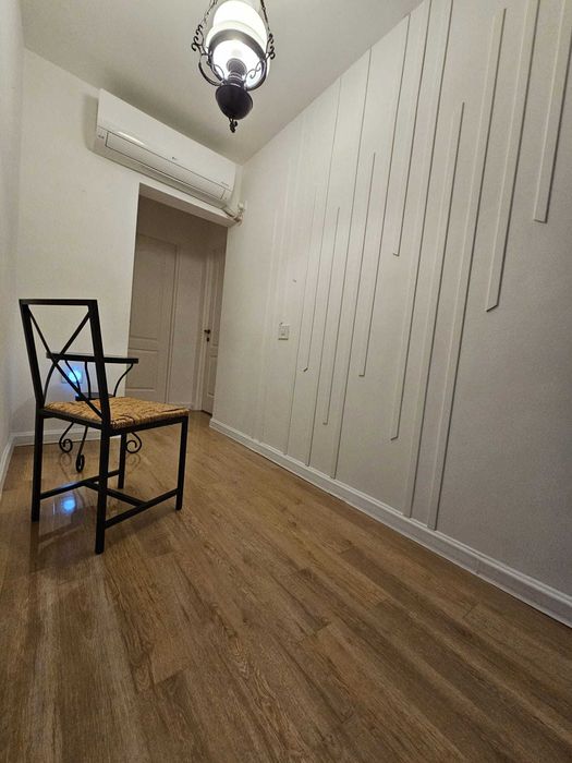Vand apartament 3 camere