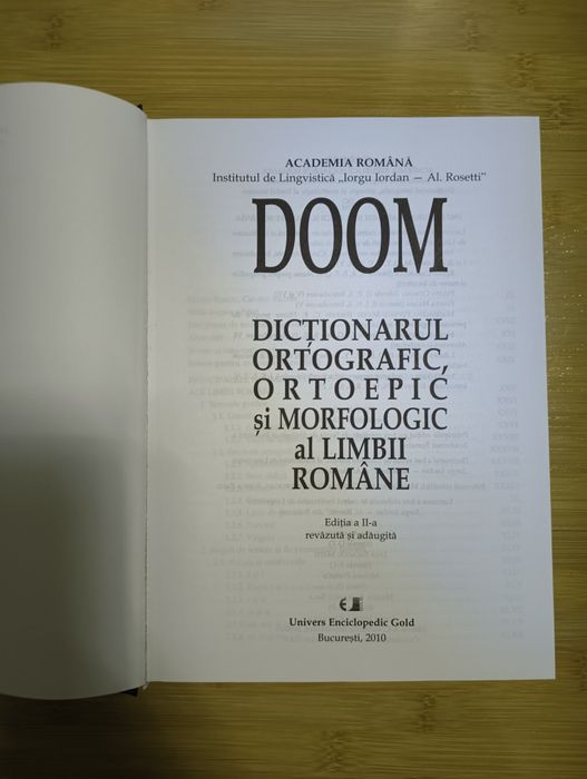 Dictionare DOOM sinonime
