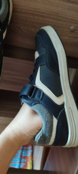 Кроссовки на подроста,мальчика. 39 размер