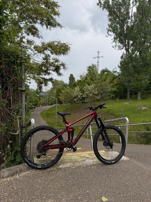 Bicicletă trek remedy 7 full suspension