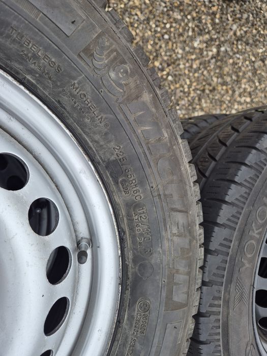 Vând jante+cauciucuri de Wv T5 225/65/16 C M+S 5/120/16 imp Germania