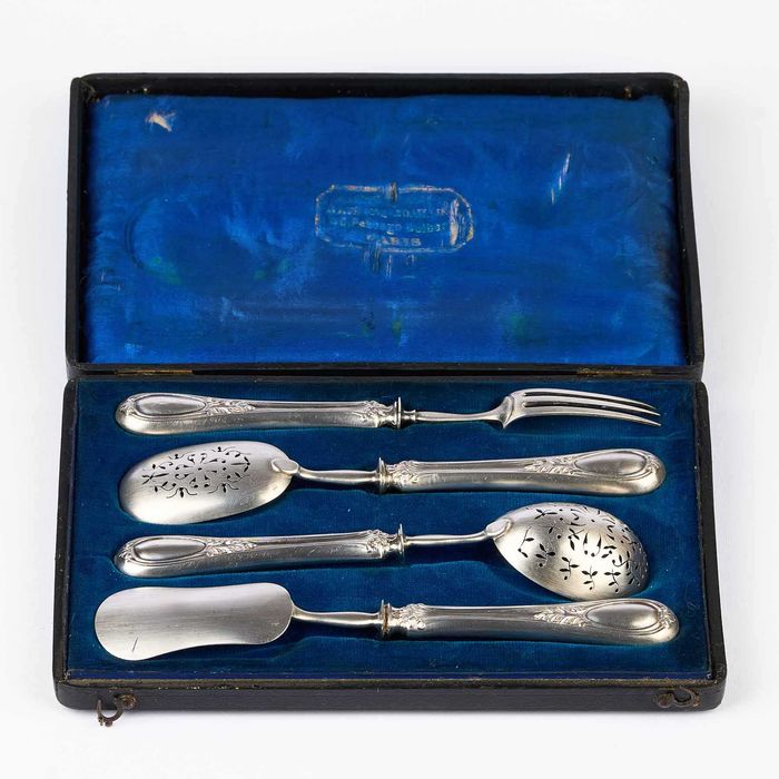 Set de 4 tacamuri de argint 950 in cutie-Franta an 1912-argintart.ro