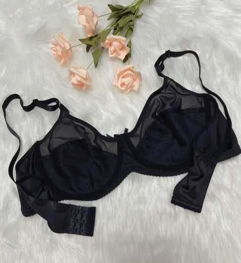 Sutien NOU, marimea 95E, negru, fara burete