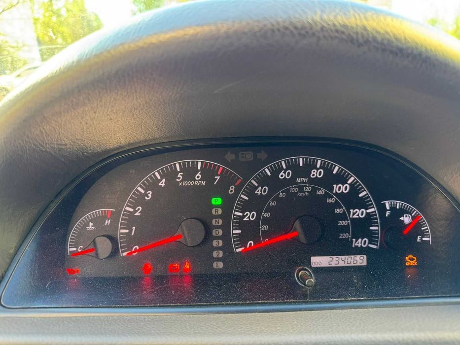 Продам Toyota Camry