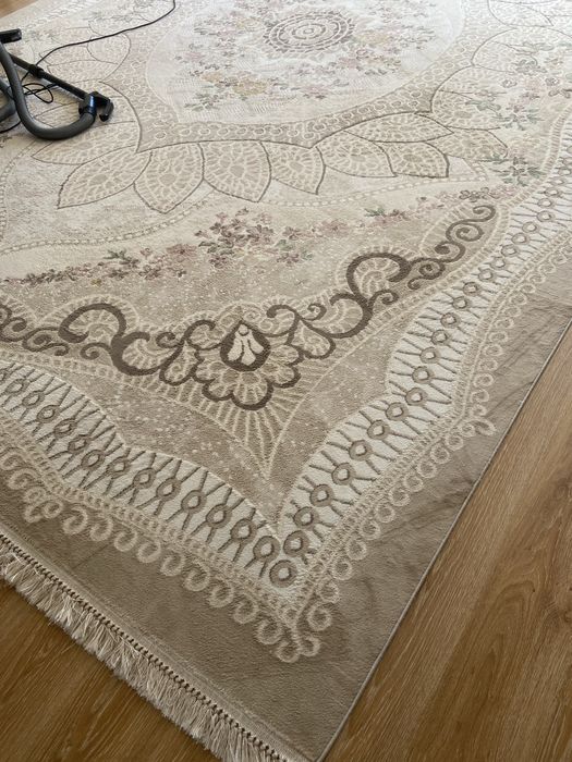 Продам ковер в отличном состоянии