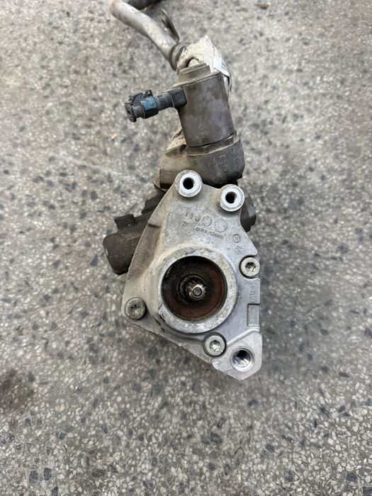 Хидравлична помпа серво Audi A8 D4 4.2 TDI 4.2 FSI 4H0145155D ZF