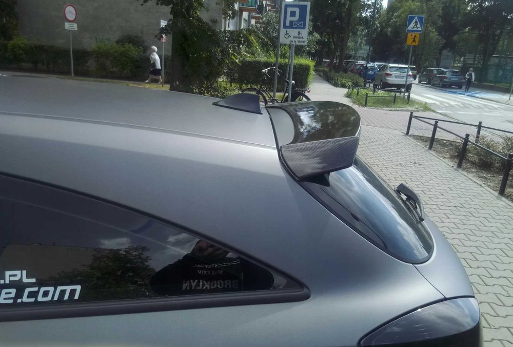Eleron luneta portbagaj OPEL ASTRA H GTC 3 usi
