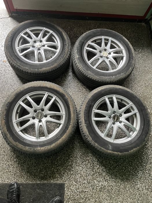 Джанти 7Jx17H2 с летни гуми Мишелин 235/60/17