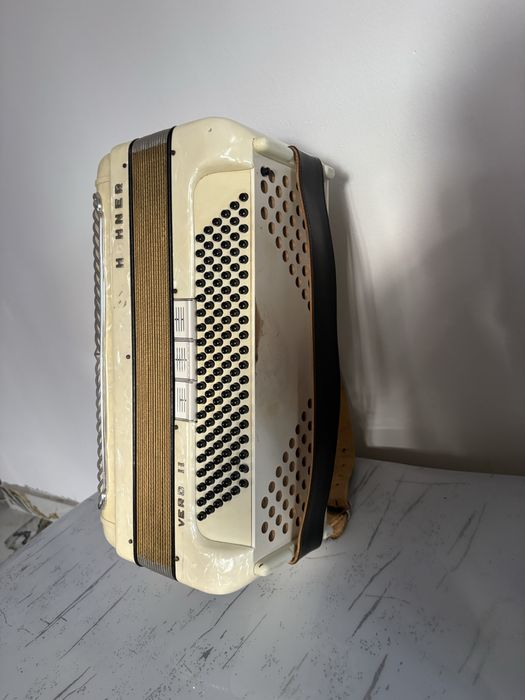 Acordeon Honer 120basi