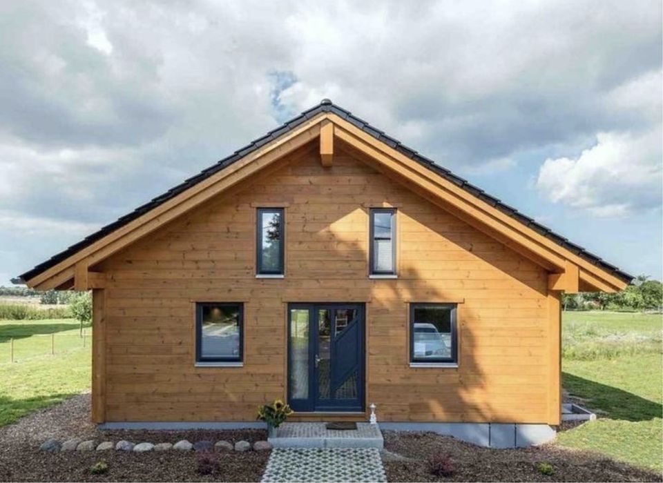 Căsuțe confecționate din lemn