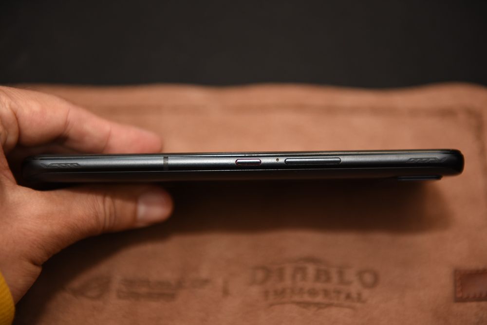 Asus ROG Phone 6 Diablo Edition 512GB / 16GB RAM
