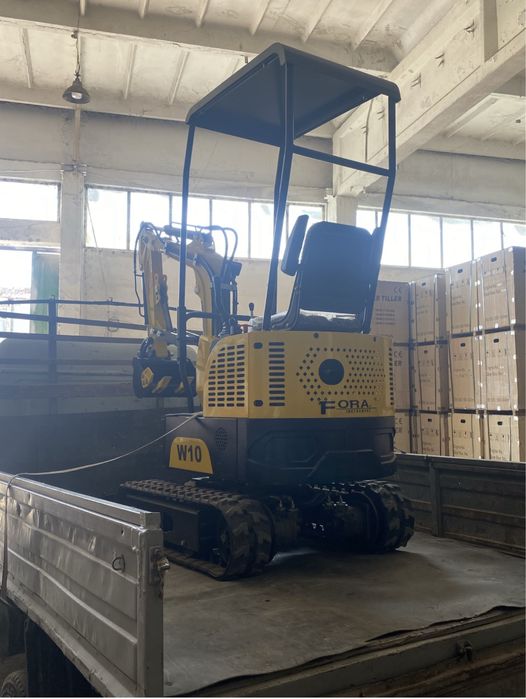 Мини экскаватор (спец техника)