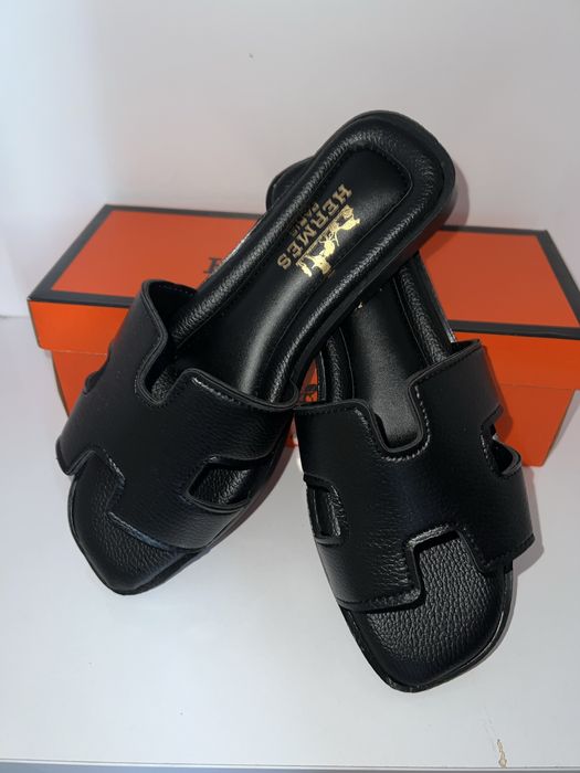 Papuci hermes 38