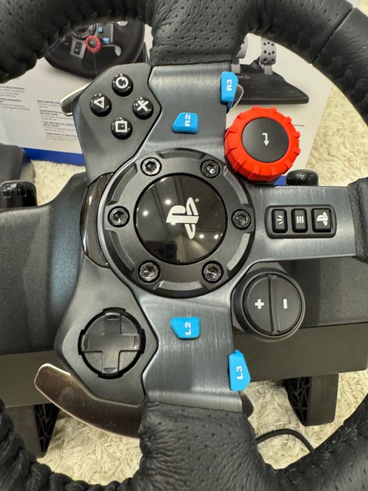 Logitech G29 Driving Force Racing Wheel