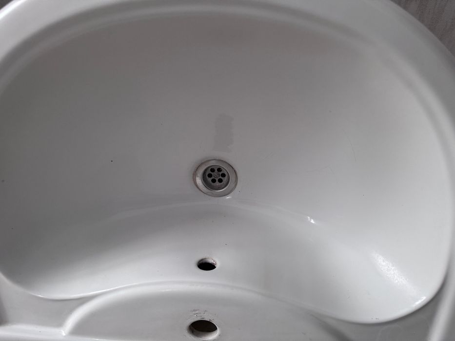 Раковина с педисталом