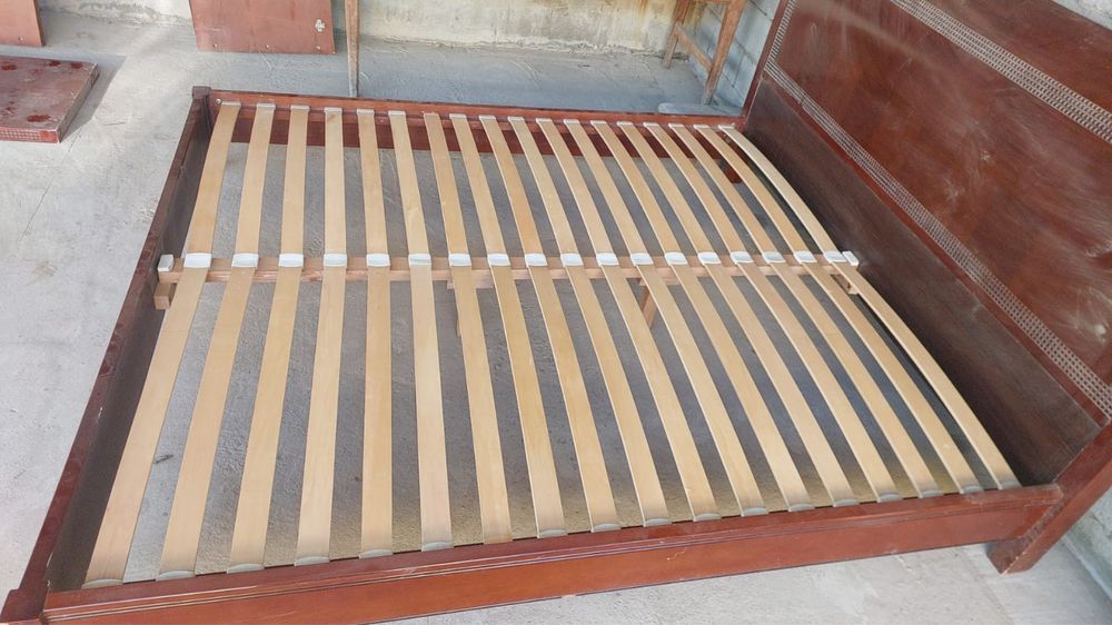 Продаются кровать !