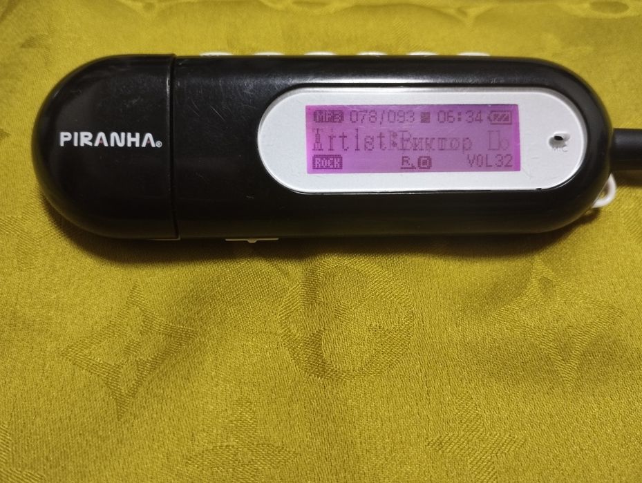 Assalom alekum Mp3 Sotiladi 4gb Diktafon Xam Bor