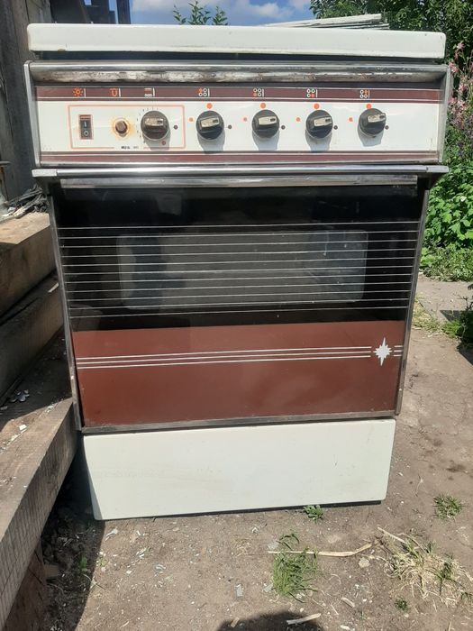 Газовая плита " Карпаты"