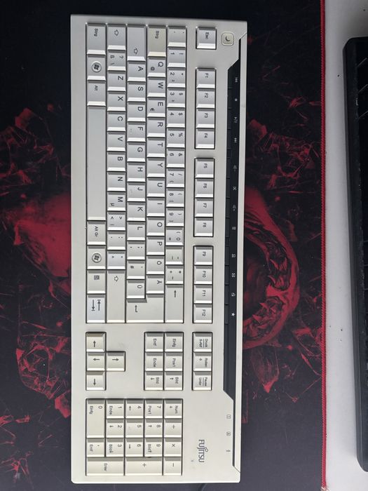 Tastatura Fujitsu pe membrana