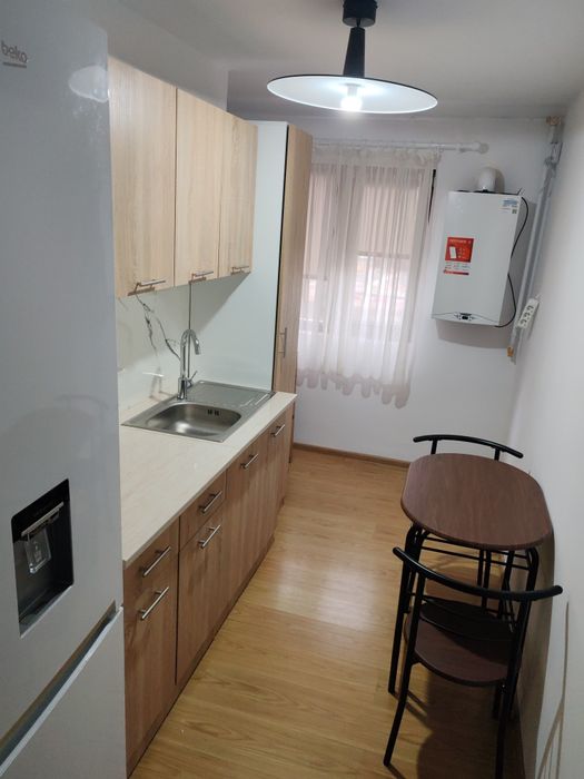 Apartament 2camere decomandat/de închiriat 300€