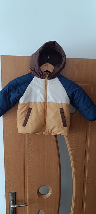 Vând geacă de fâș , mărime 80,Sinsay.