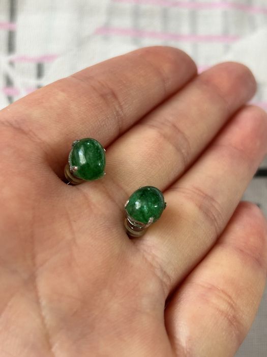 Серьги с изумрудом на золоте