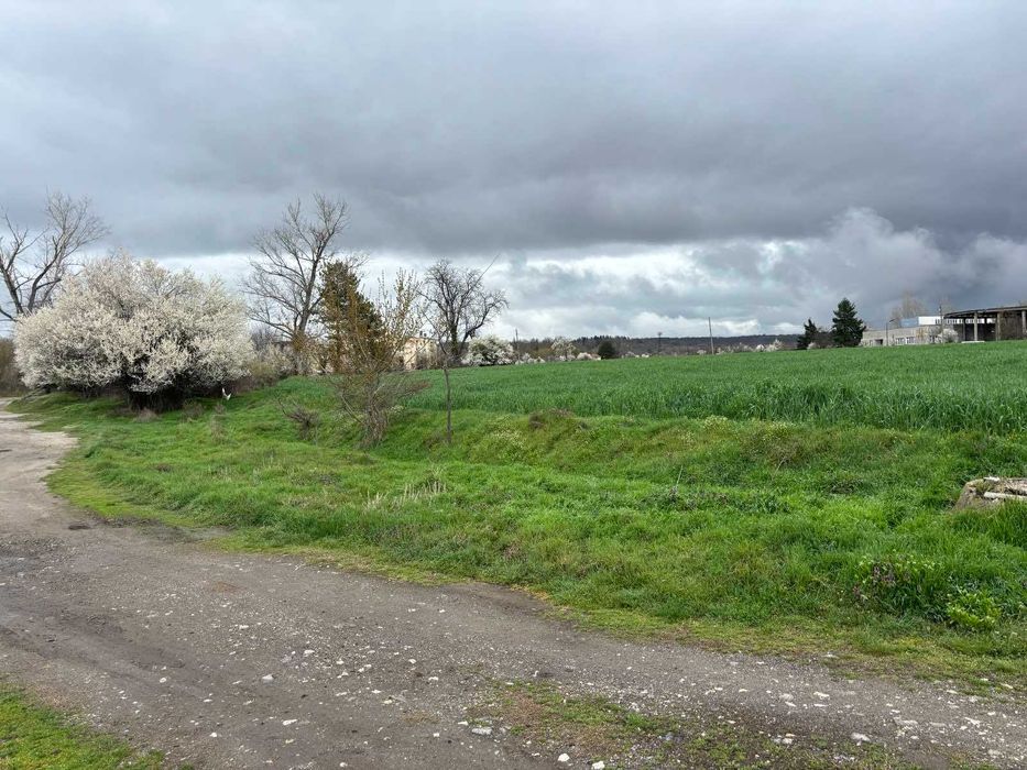 ПАРЦЕЛ 810 кв.м, град Баня