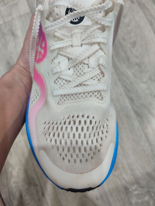 Продам кроссовки BMAI Carbon Fly