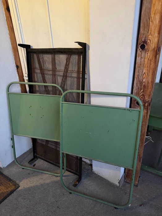 Метално детско легло  с пружина 132х70 см