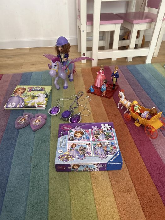 Sofia intai/ Sofia the first !