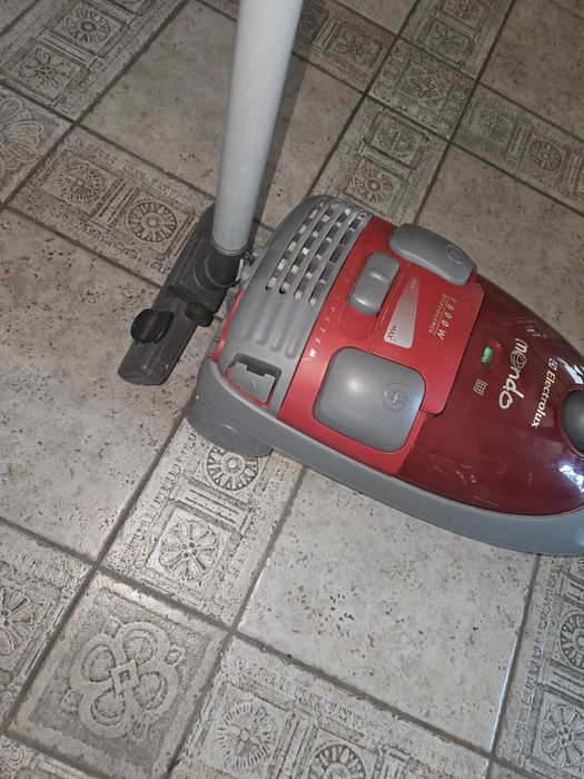 Прахосмукачка Electrolux Mondo 1600w
