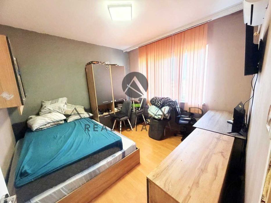 оф.25307 Тристаен обзаведен с гараж/ Изгрев