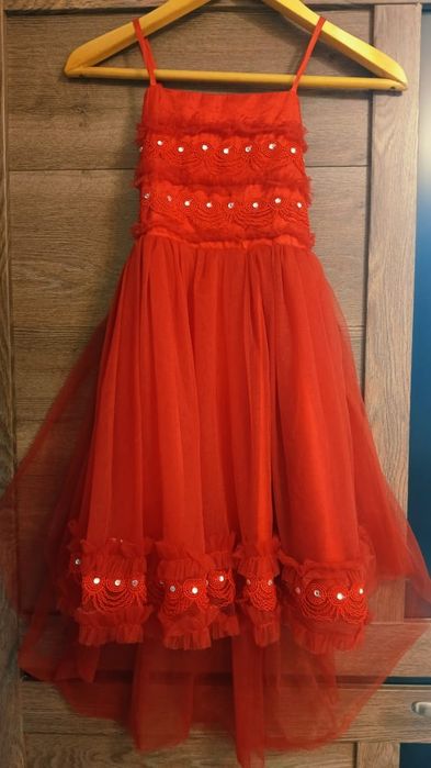 Платье на 7-8 лет