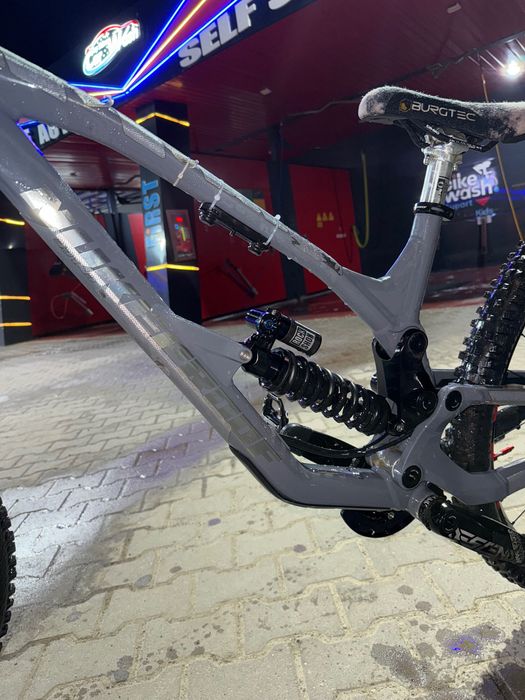2024 Nukeproof Dissent Downhill Custom Build