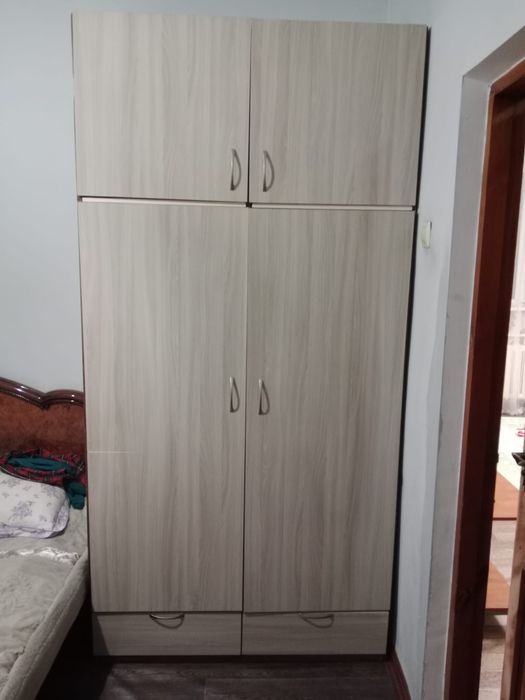Продам кровать и шкаф