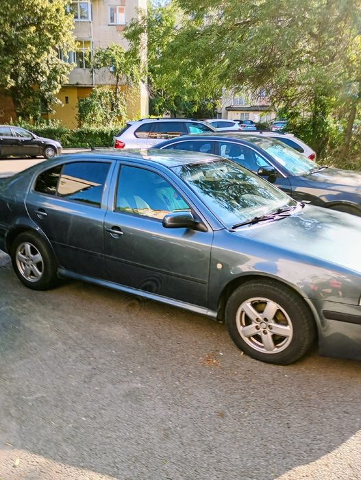 Vând Skoda Octavia