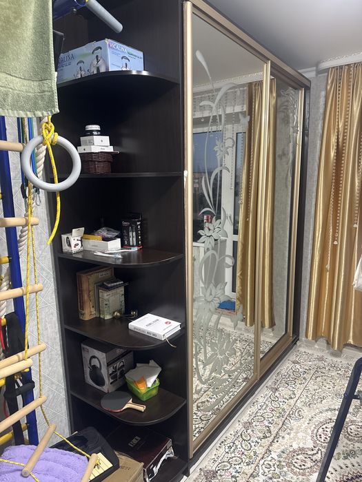 Шкаф в хорошем состоянии