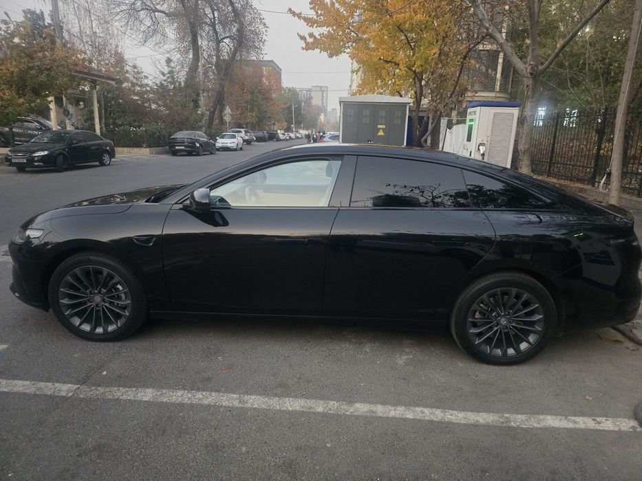 Машина в хорош в хорошем состоянии