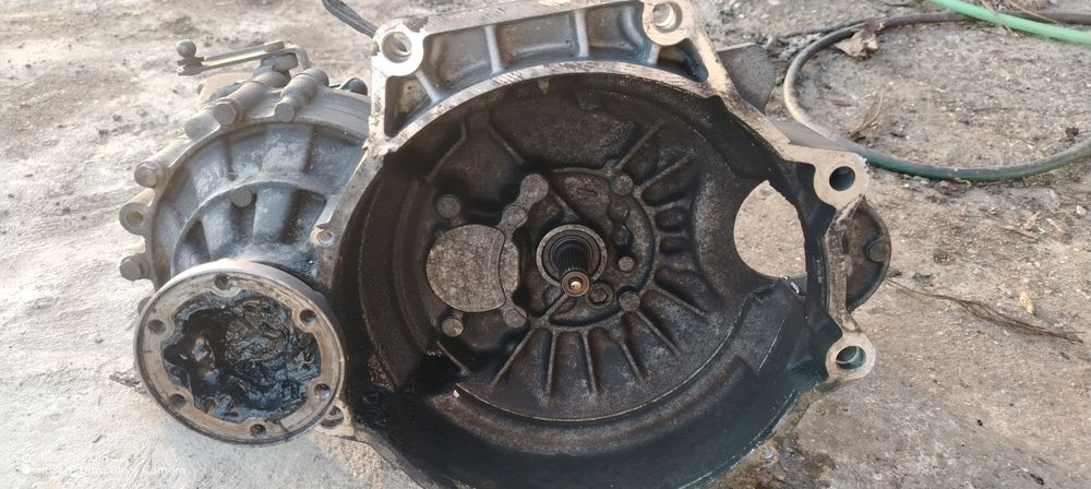 Volkswagen Vento 1.9 TD на части