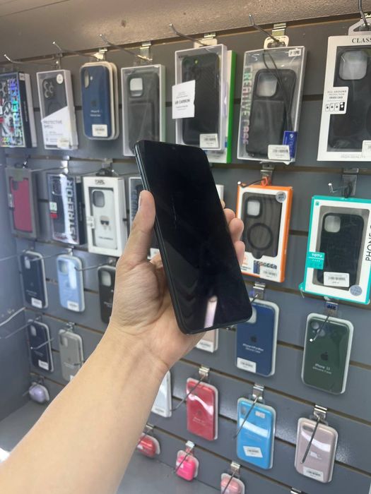 Redmi 10a 64gb            .
