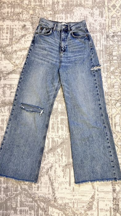 Продаю Джинсы Stradivarius