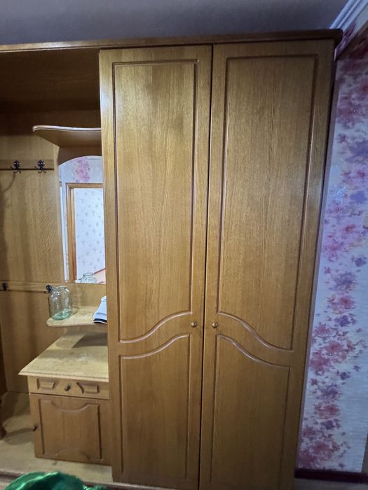 Продам шкаф для прихожей!