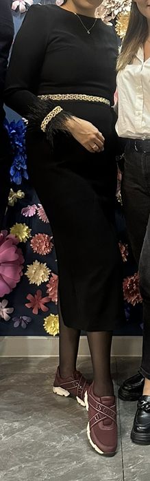 Продам нарядное платье 42-44 р