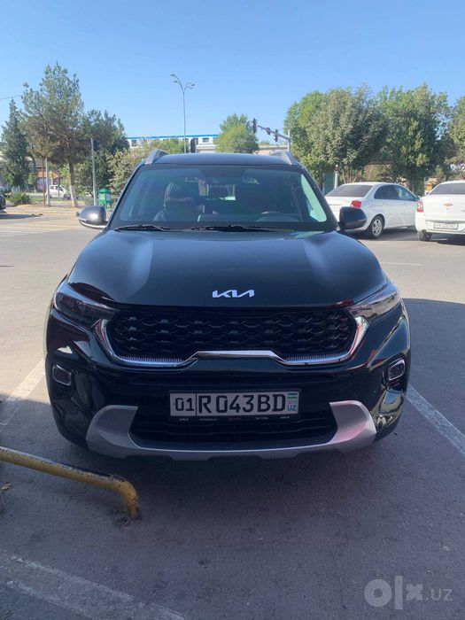 Продам свой автомобиль KIA SONET LUXE 2025 года с пробегом 18000