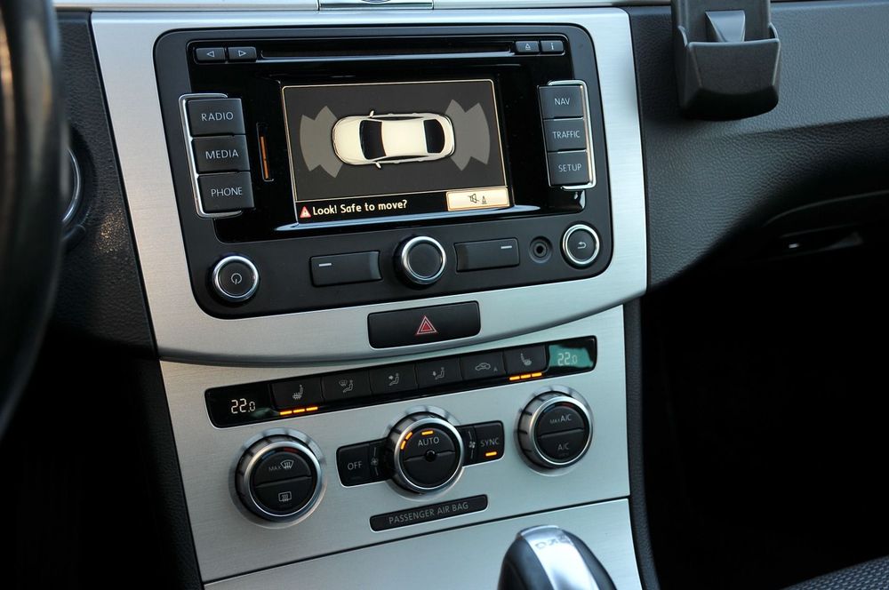 VW Passat CC 2.0 TDI 140 CP.