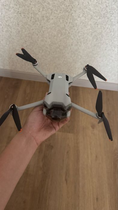 Дрон DJI Mini 4 PRO