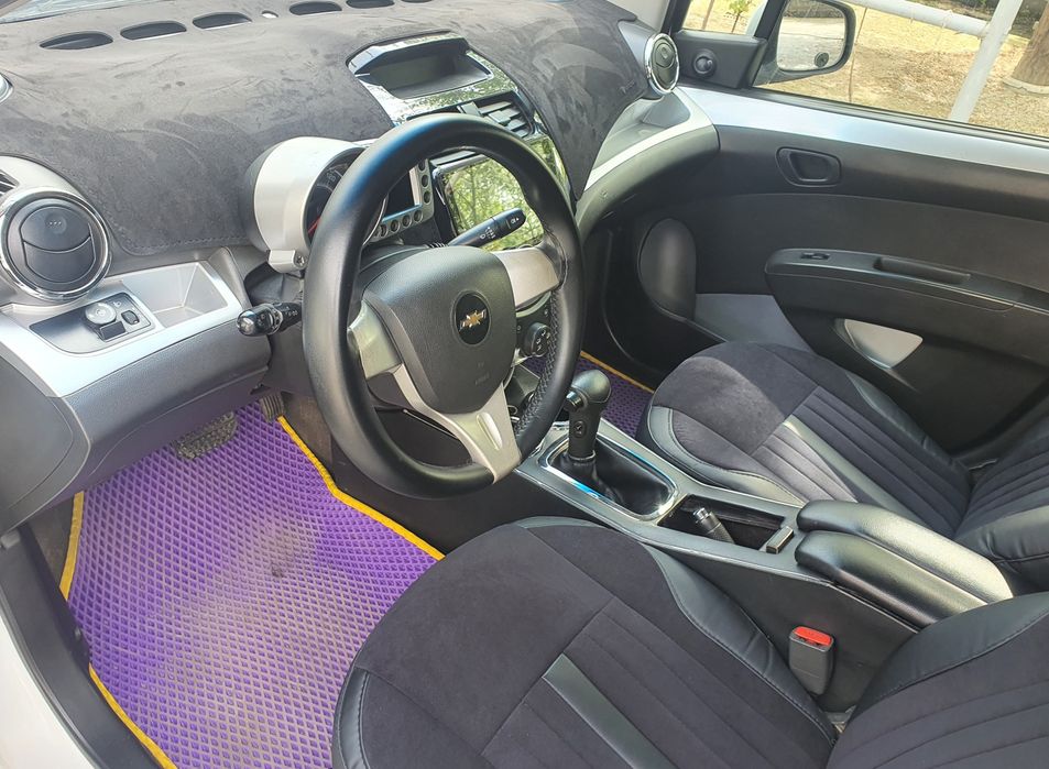 Spark sotiladi avtomat спарк